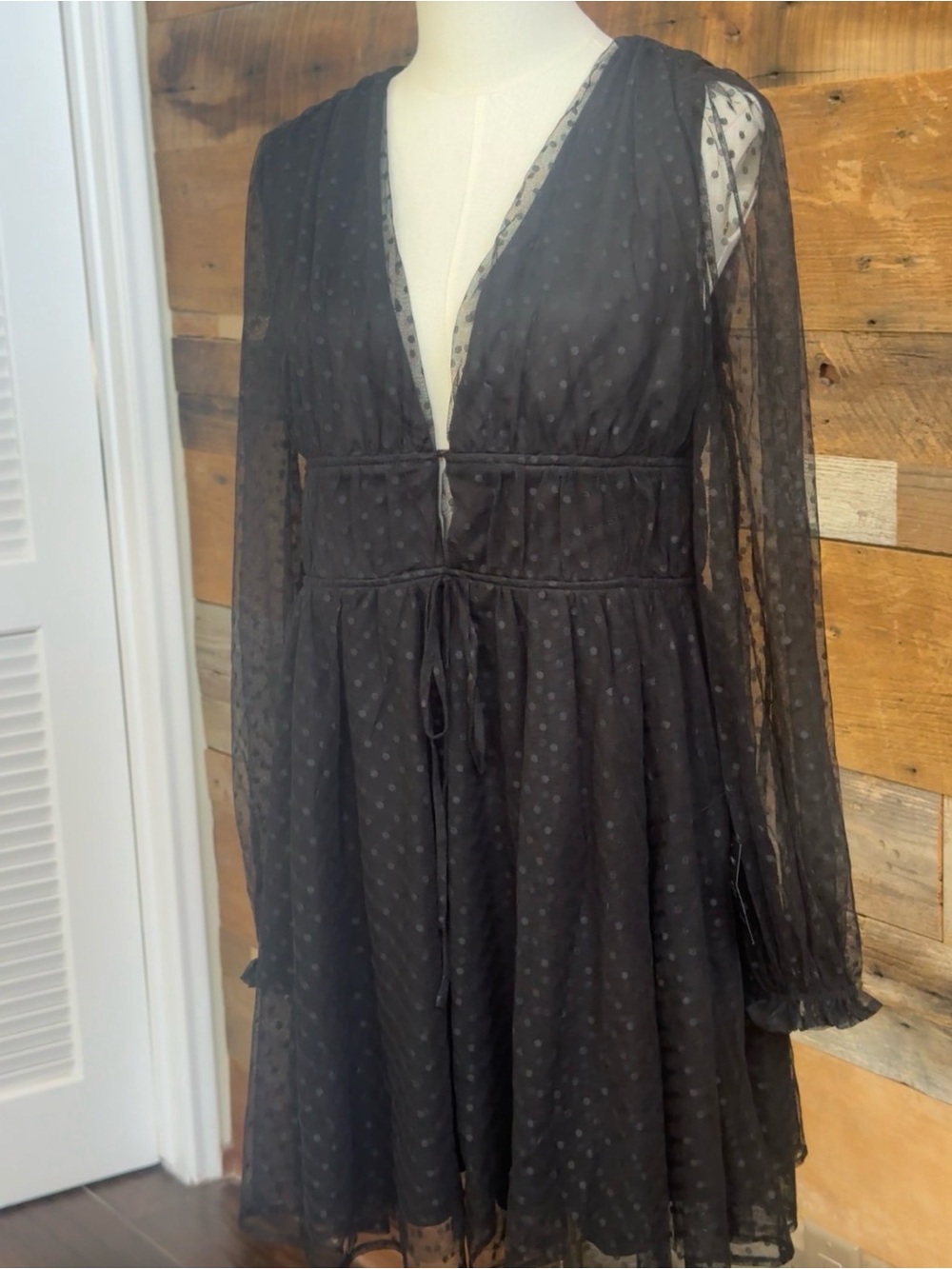 Lulus Sweet Twist Black Swiss Dot Tulle Deep V Long Bishop Sleeve Mini Dress NWT